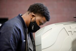 Courts in North Carolina, Pennsylvania reject Republican-backed congressional maps 20 497127 origin 1