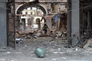 Putin vows 'uncompromising fight' as Ukraine war enters second week 8 498141 origin 1