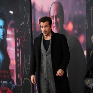 Colin Farrell jokes the crotch on his Batman action figure is 'too ample' 4 498234 origin 1