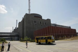 Fierce fighting sparks fire outside Ukrainian nuclear plant - officials 4 498275 origin 1