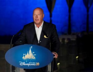 Disney to pause Florida political donations over law limiting LGBTQ discussion 4 499896 origin 1