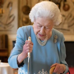 David Bailey called Queen Elizabeth 'Girl' 8 500455 origin 1