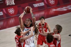 WNBA great Lisa Leslie says she was told not to make ‘big fuss’ over Brittney Griner’s arrest in Russia 12 503939 origin 1