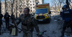 Two Russian Soldiers Dead, More Than 28 Others 'Seriously Ill' After Being Fed Poisoned Pies By Ukrainian Civilians 26 505878 origin 1