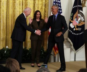 Obama, Biden reunite at White House to tout Obamacare, new provision 26 506123 origin 1
