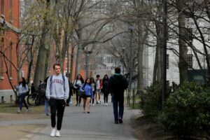 Harvard sets up $100 million endowment fund for slavery reparations 10 510751 origin 1