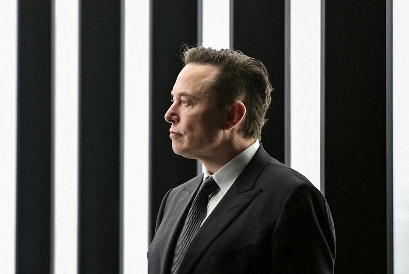 Tesla Loses $126 Billion In Value Amid Musk Twitter Deal Funding Concern 2 511089 511089 origin 1 1