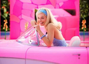 First Photos Of Margot Robbie In Greta Gerwig’s ‘Barbie’ Movie Released 4 511939 origin 1