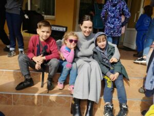 Hollywood actress Jolie visits Lviv, trip interrupted by sirens 12 511951 origin 1