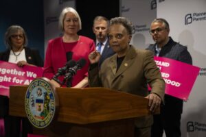 With Roe v. Wade reversal expected, Mayor Lori Lightfoot pledges $500,000 for abortion access in Chicago 4 517043 origin 1