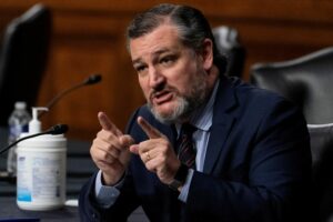U.S. Supreme Court backs Ted Cruz, dumps campaign finance curb 12 521310 origin 1