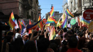 Turkish police break up LGBTQ pride parade 4 523259 origin 1