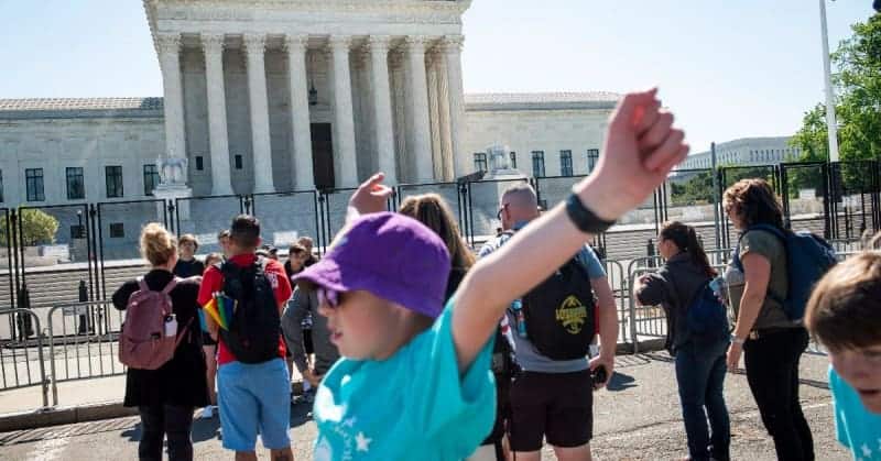 Supreme Court Targets Clerks In Investigation Into Supreme Court Leak, Demands Cell Phone Records 3 567312 567312 origin 1 2