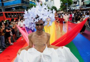 Thai LGBTQ+ allies join first official pride parade 4 583953 origin 1