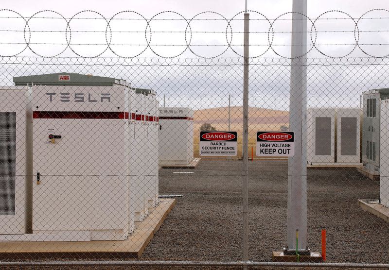 How A Battery Shortage Is Hampering The U.s. Switch To Wind, Solar Power 3 584724 584724 origin 1 2