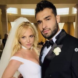 Britney Spears had panic attack before wedding 22 585244 origin 1