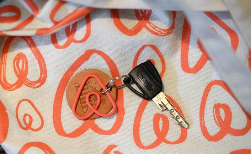 Airbnb permanently banning parties in all accommodations 25 589655 origin 1