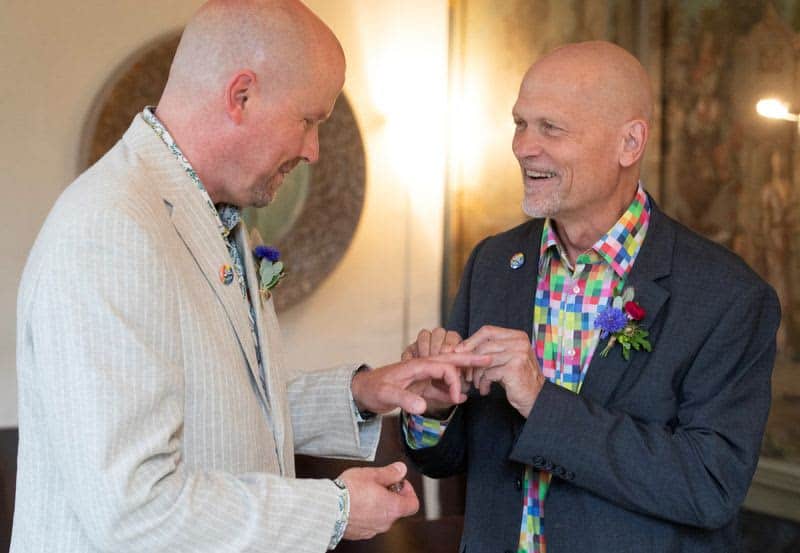 In Switzerland, first same-sex couples say "I do" 21 592065 592065 origin 1 2