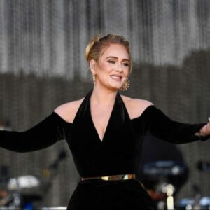 Adele feels 'mortified' over Las Vegas residency 8 592311 origin 1