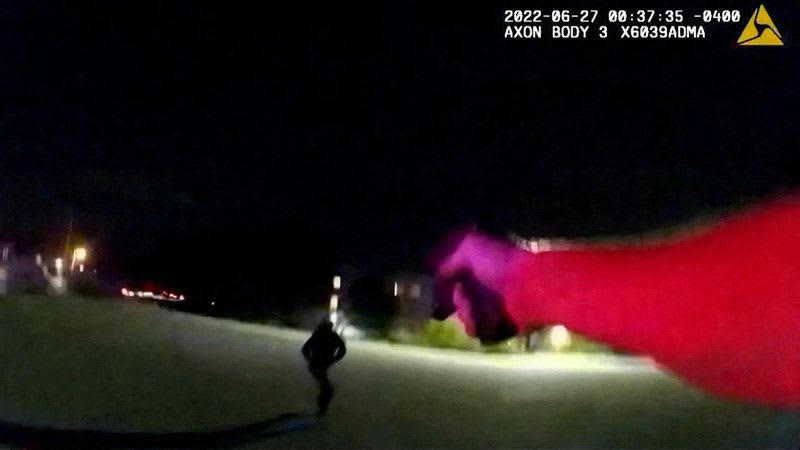 Ohio city Akron imposes curfew after protests over police killing of Black man 7 592795 origin 1