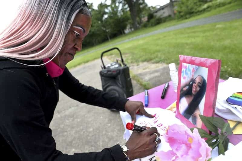 In Chicago, killings of transgender women of color often go unsolved. ‘There’s no justice,’ relatives say 7 592956 origin 1