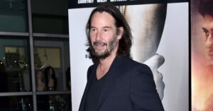 Keanu Reeves 'Happily' Responded To Young Kid's Questions After Landing At New York Airport 20 593473 origin 1