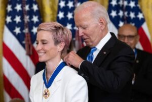 Soccer star Rapinoe nods to detained Brittney Griner at W.House 4 593926 origin 1