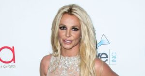 Britney Spears Runs Out Of Gas In The Middle Of One Of L.A.'s Busiest Highways, Cops Called To Help: Report 18 595176 origin 1