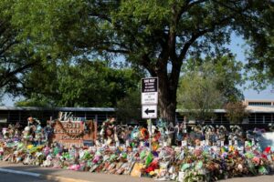 Texas probe cites 'systemic failures,' poor leadership in Uvalde school shooting 16 598110 origin 1
