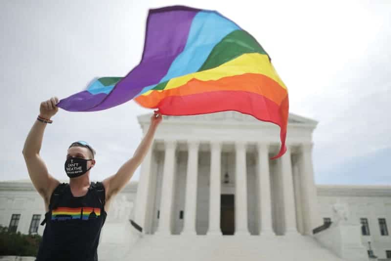 Heidi Stevens: The world is on fire. Why are we debating people's right to marry who they love? 3 601979 origin 1