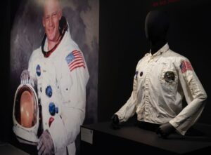 Buzz Aldrin's Apollo 11 jacket sold for $2.7 mn 4 605366 origin 1