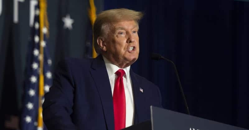 'I'm Not A Fan...I Don't Like Him': Ex-Prez Donald Trump SLAMS LeBron James During Wild Speech About Women's Basketball 39 606926 606926 origin 1 1