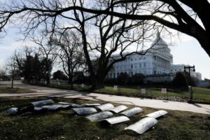 Texas far-right militia member Reffitt sentenced to 7.25 years for role in U.S. Capitol riot 4 633465 origin 1
