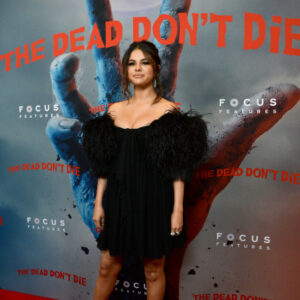 Selena Gomez in final talks to produce Working Girl reboot 8 634247 origin 1