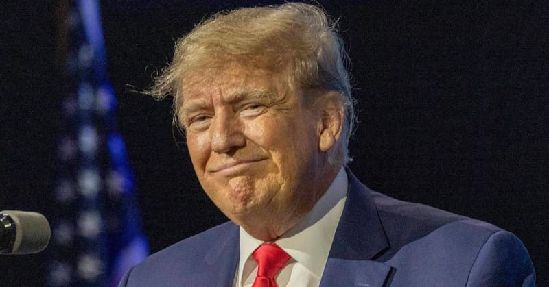 Donald Trump Preparing To File Restraining Order Against Government Over Mar-A-Lago Raid 28 635731 origin 1
