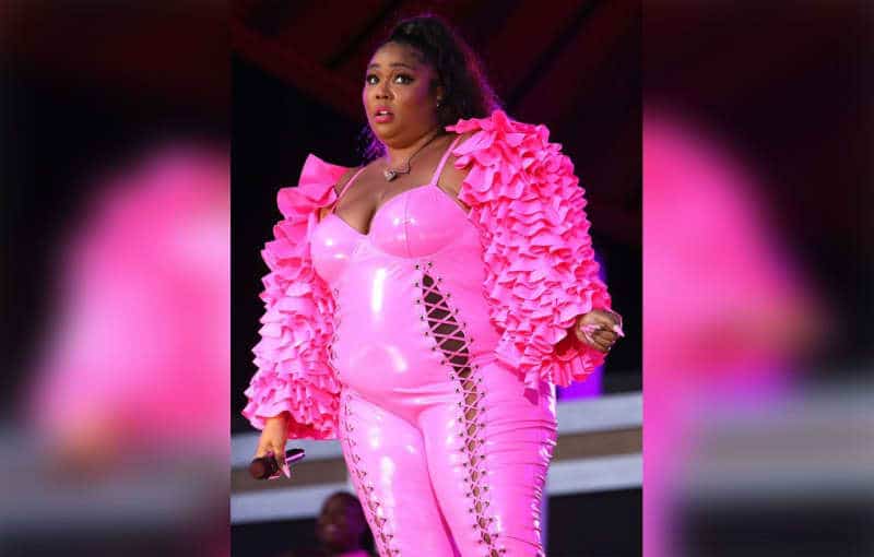 ‘I’m Winning H—‘: Lizzo Rips Aries Spears During VMA Speech After Comedian Fat Shamed Singer 62 639170 639170 origin 1 1
