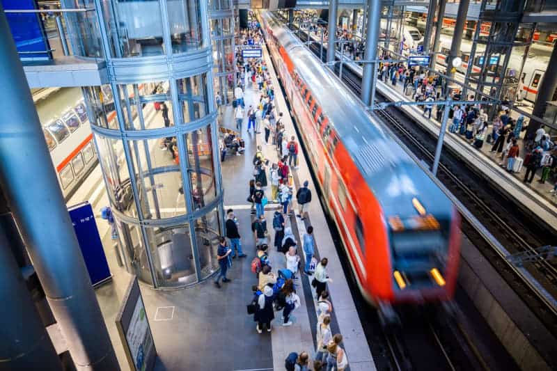 Germany's €9 monthly travel ticket hailed for driving down car use 67 639528 origin 1