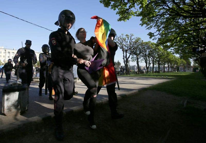 Russia Considers Doubling Fines For 'Lgbt Propaganda' In New Law 1 640005 origin 1