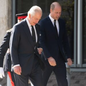 King Charles and Prince of Wales greet mourners queuing to see Queen lying in waiting 4 643080 origin 1