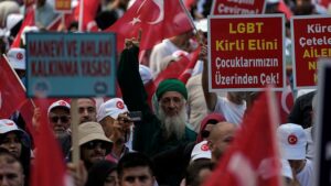 Thousands march in anti-LGBT demonstration in Istanbul 72 643276 origin 1