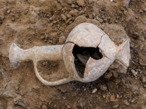 Oldest traces of human opium use found in burial site in Israel 20 643595 origin 1