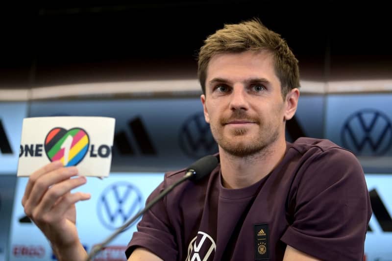 No Rainbow: German Debate On 'One-Love' World Cup Captain'S Armband 2 644223 644223 origin 1 1