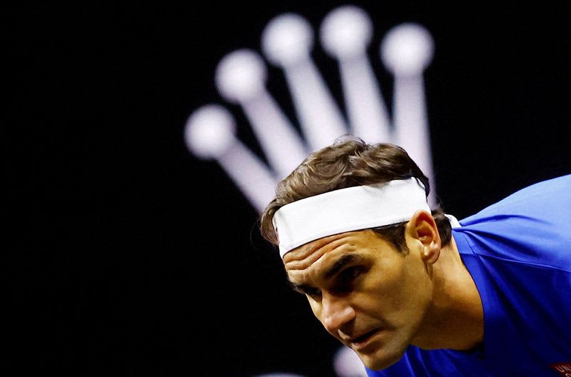 Tennis-Tears Flow As Curtain Comes Down On Federer'S Glittering Career 3 644487 644487 origin 1 2