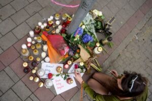 Slovakian lawmakers condemn hatred after men killed in gay bar attack 48 647931 origin 1