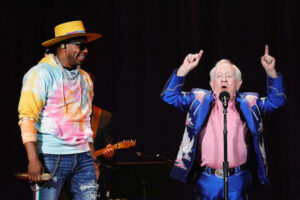 Country Stars React to Leslie Jordan's Death: 'You Brought a Smile to So Many People' 48 650051 origin 1