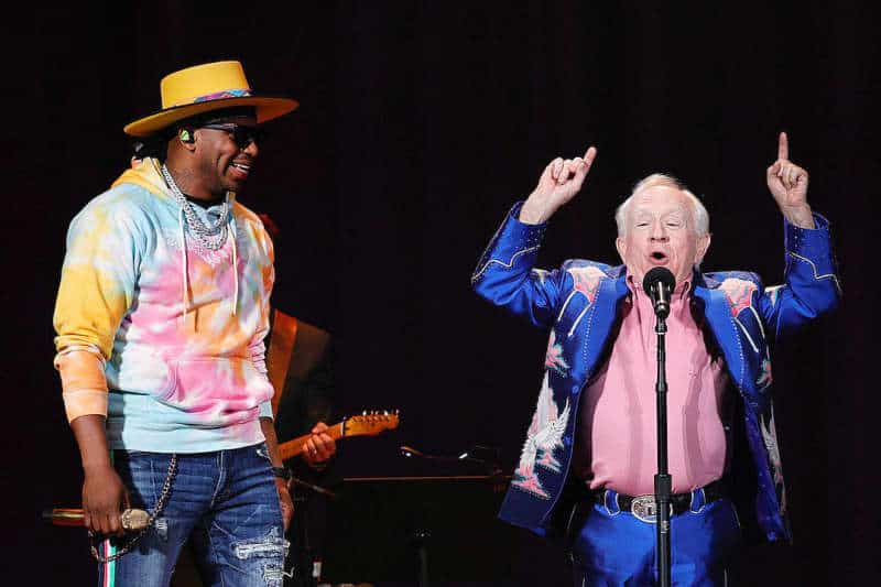 Country Stars React to Leslie Jordan's Death: 'You Brought a Smile to So Many People' 47 650051 origin 1