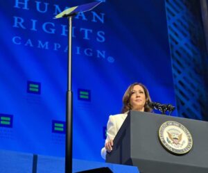 Kamla Harris At HRC Dinner:There's no place in America for political violence 34 650612 origin 1