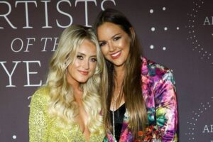 Brooke Eden Marries Hilary Hoover With Two Special Ceremonies 3 650905 origin 1