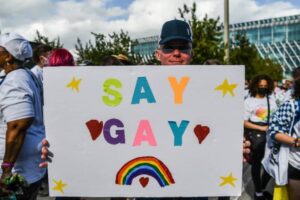 Florida bans gender treatments for minors 26 652301 origin 1