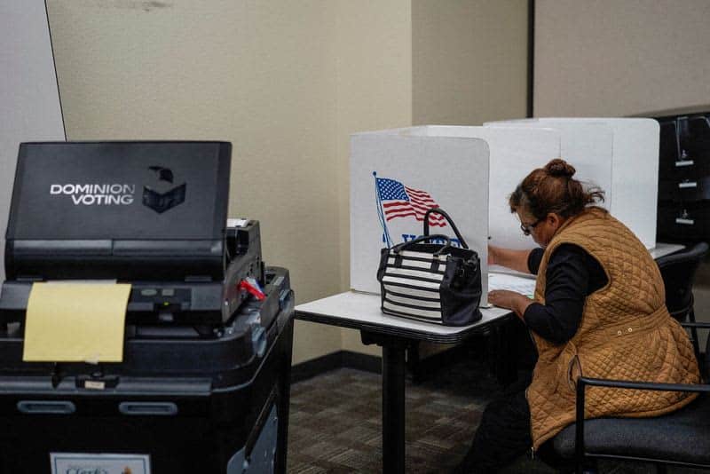 Special Report-Voting-system firms battle right-wing rage against the machines 14 652376 origin 1